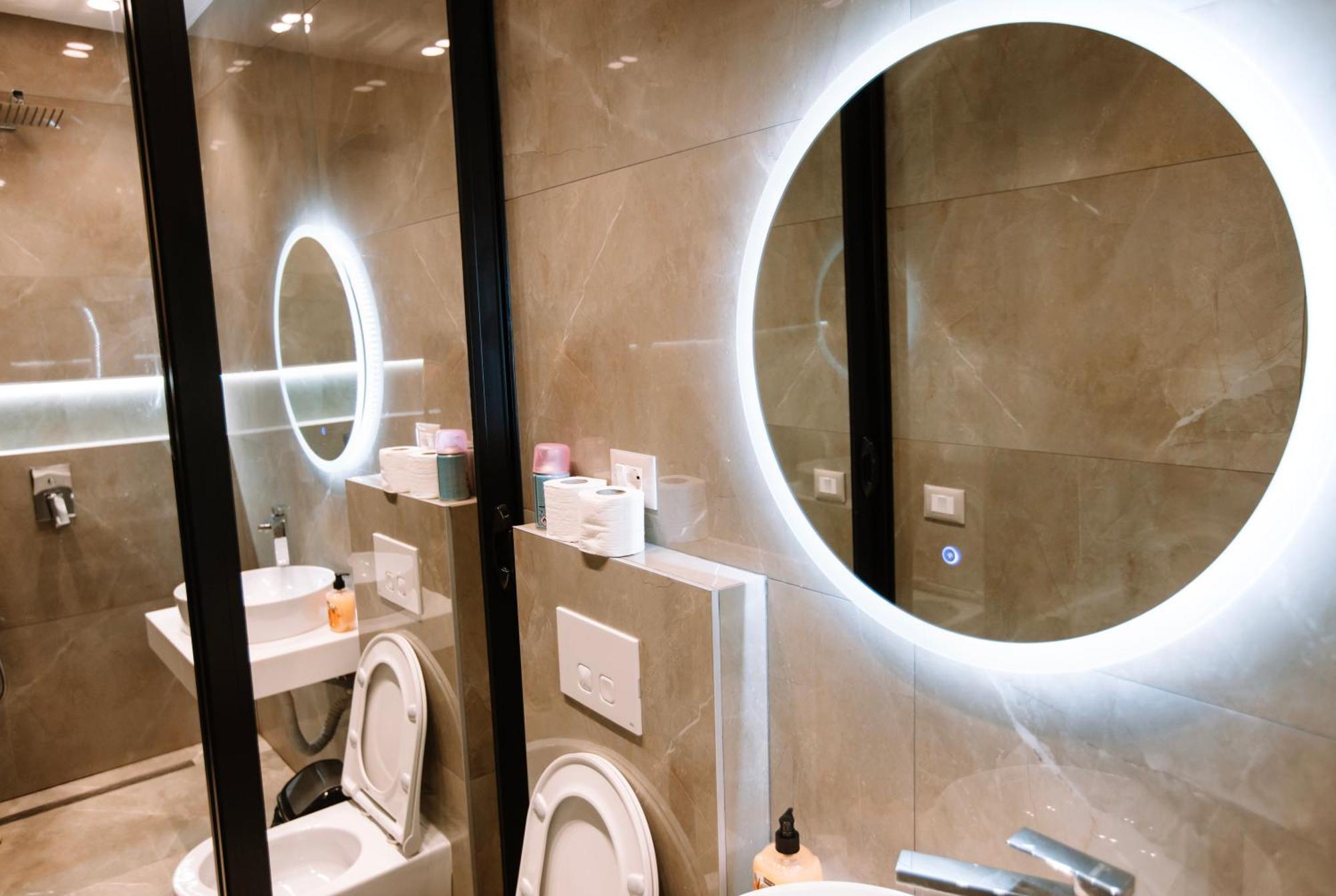 Barrikada Str Modern Apartments - The Nest تيرانا المظهر الخارجي الصورة